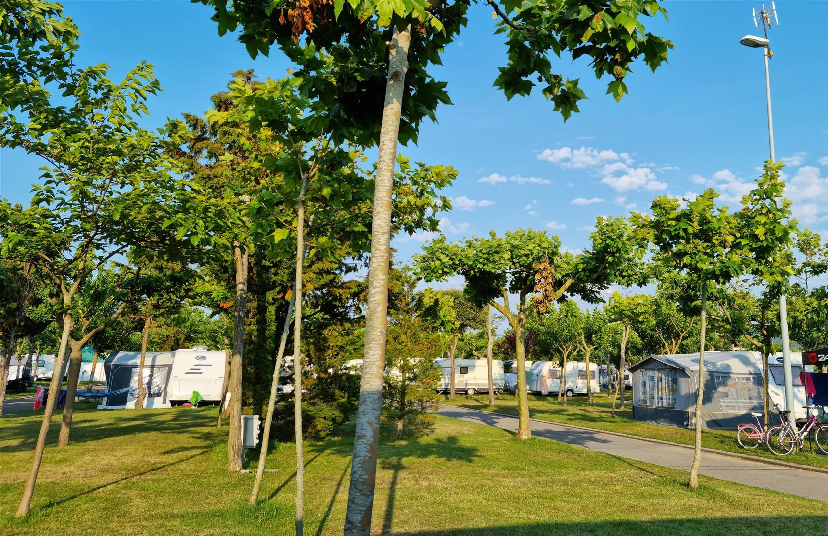 Camping Playa Joyel PARCELAS 01